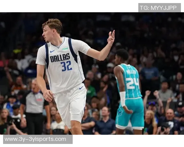 新秀中锋奎因表现起伏10投仅3中贡献9分8篮板3助攻2盖帽2失误